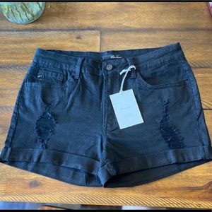 Kancan black jean shorts